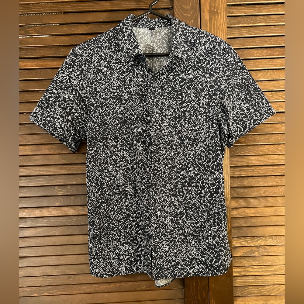 Lululemon Down to the Wire Short Sleeve